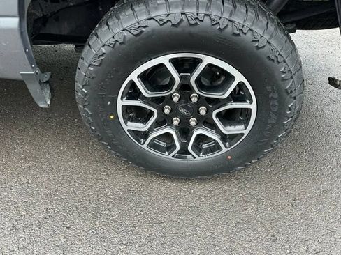 Used 2022 Ford F150 XLT w/ Equipment Group 302A High AWD/4WD image 11