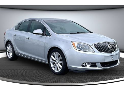 Used 2012 Buick Verano Convenience FWD image 2