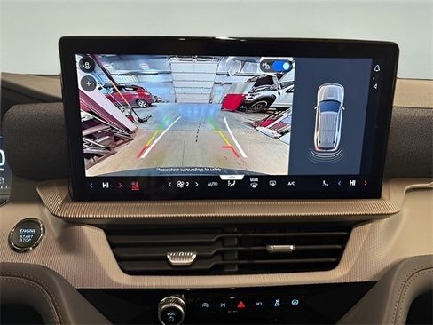 New 2026 Ford Explorer Active w/ Active Comfort Package image 16