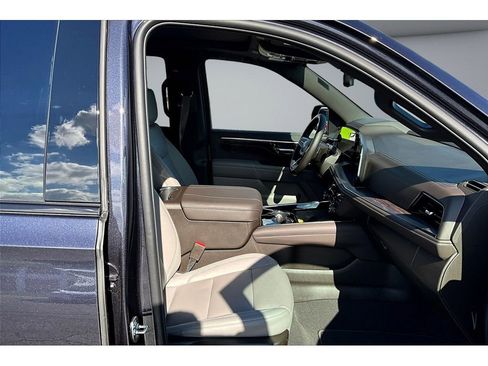 Used 2026 Chevrolet Tahoe Z71 w/ Z71 Off-Road Package image 8