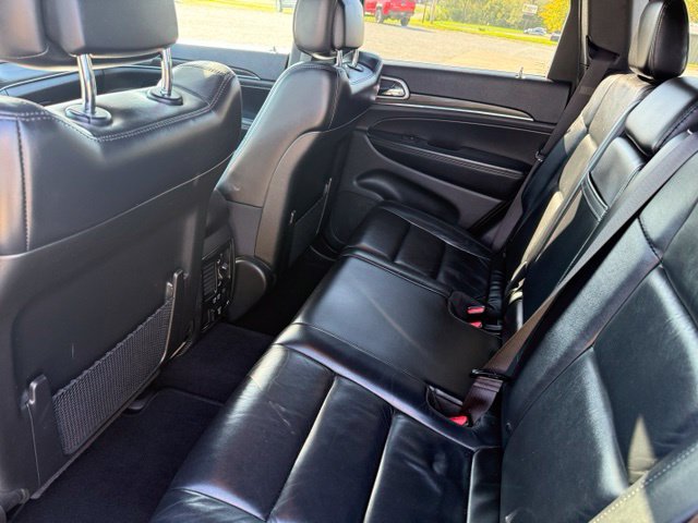 Used 2019 Jeep Grand Cherokee Limited AWD/4WD image 13