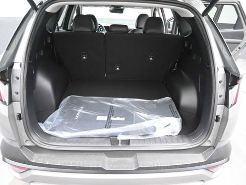 New 2026 Hyundai Tucson Limited image 13