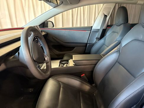 Used 2024 Tesla Model 3 Standard Range RWD image 17