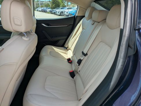 Used 2015 Maserati Ghibli S Q4 AWD/4WD image 16