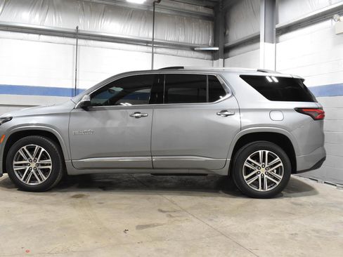 Used 2023 Chevrolet Traverse High Country w/ LPO, Floor Liner Package image 30