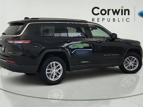 Used 2023 Jeep Grand Cherokee L Laredo AWD/4WD image 6