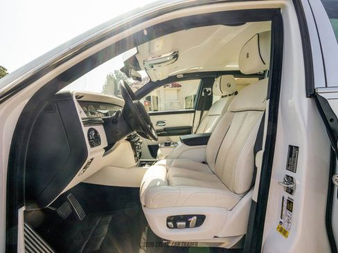 Used 2020 Rolls-Royce Phantom Sedan RWD image 22