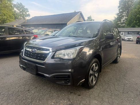 Used 2017 Subaru Forester 2.5i w/ Alloy Wheel Package AWD/4WD image 1