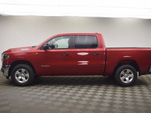 New 2026 RAM 1500 4x4 Crew Cab image 12