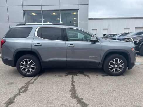 Used 2020 GMC Acadia SLE w/ Driver Convenience Package FWD image 2