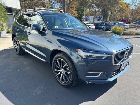 Used 2020 Volvo XC60 T5 Inscription AWD/4WD image 3