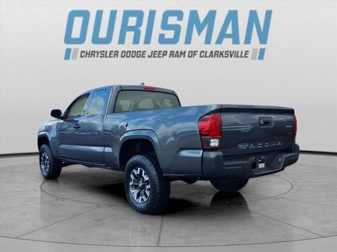 Used 2021 Toyota Tacoma SR image 4