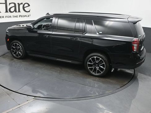 Used 2022 Chevrolet Suburban RST w/ Luxury Package AWD/4WD image 45