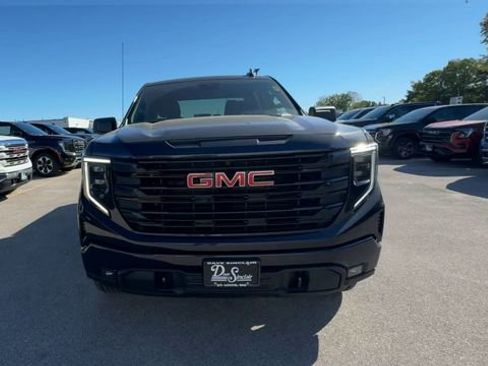 New 2026 GMC Sierra 1500 Elevation image 3