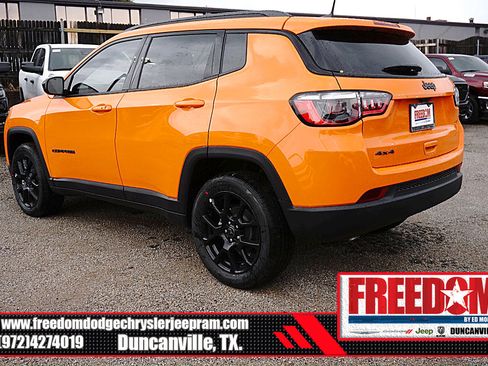 New 2026 Jeep Compass Latitude image 3