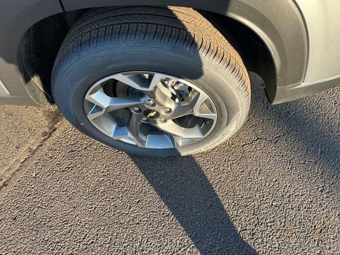 New 2026 Chevrolet Trax LT w/ LT Convenience Package image 33