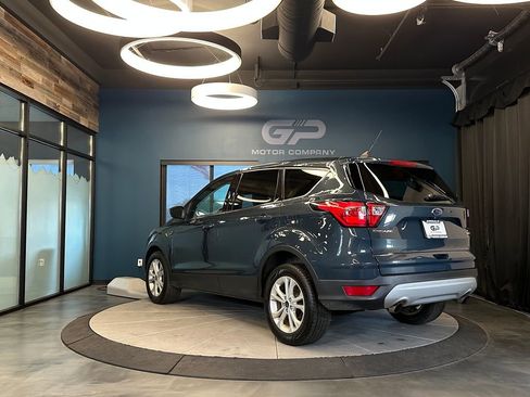 Used 2019 Ford Escape SE AWD/4WD image 5