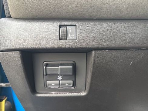 Used 2023 Chevrolet Colorado ZR2 w/ ZR2 Convenience Package III image 26