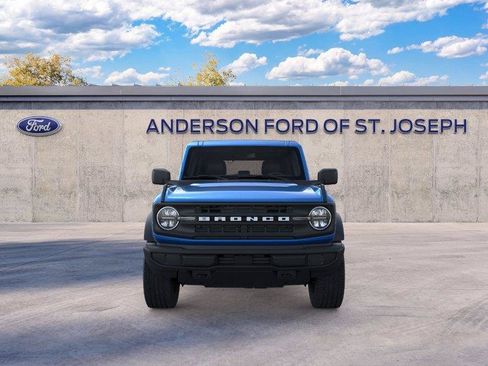 New 2026 Ford Bronco 4-Door AWD/4WD image 6