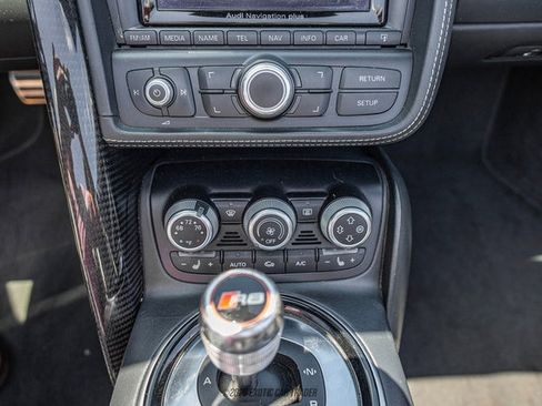 Used 2014 Audi R8 V10 w/ Full Leather Package AWD/4WD image 33