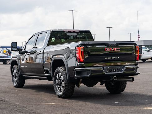 Used 2024 GMC Sierra 2500 Denali w/ Denali Reserve Package AWD/4WD image 5
