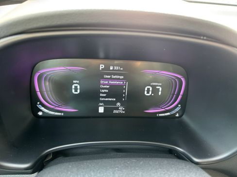 Used 2025 Kia Soul LX w/ LX Technology Package FWD image 35