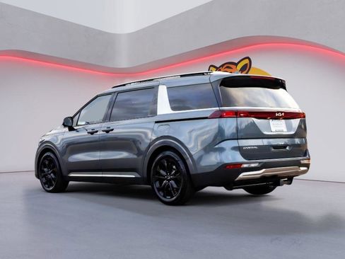 Used 2023 Kia Carnival SX image 7