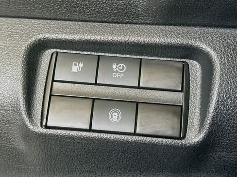 Used 2023 Nissan Leaf S FWD image 17