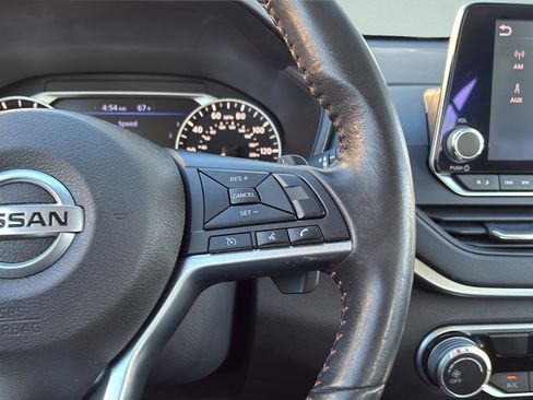 Used 2022 Nissan Altima 2.5 SR image 35