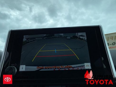 Certified 2024 Toyota RAV4 LE AWD/4WD image 40