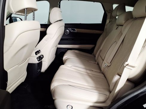 Certified 2023 Genesis GV80 2.5T w/ Prestige Package image 13