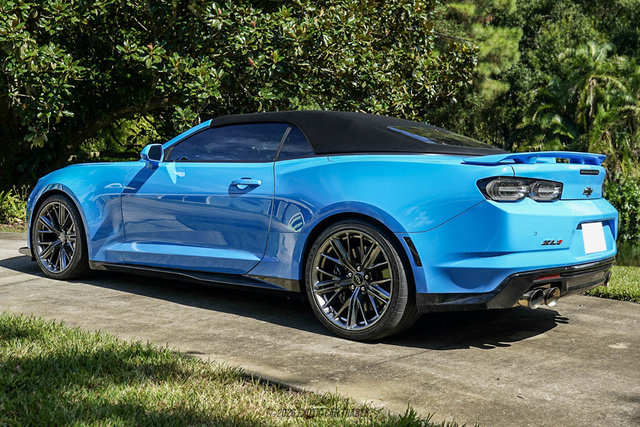 Used 2022 Chevrolet Camaro ZL1 RWD image 15