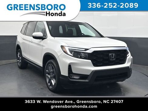 Used 2023 Honda Passport EX-L image 1