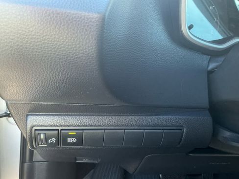 Used 2024 Toyota Corolla SE image 19