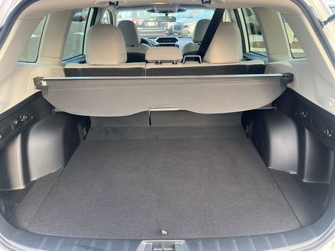 Used 2023 Subaru Forester Premium image 43