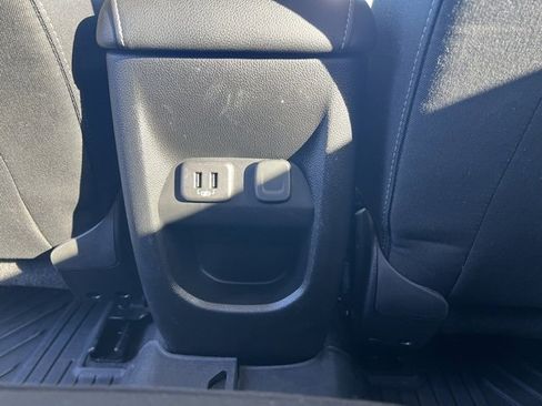 Used 2019 Chevrolet Colorado LT w/ LT Convenience Package image 32