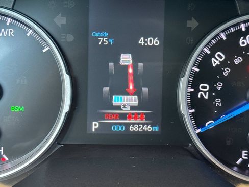 Certified 2022 Toyota RAV4 XLE AWD/4WD image 32