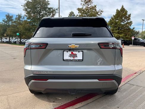 Used 2025 Chevrolet Equinox LT image 7