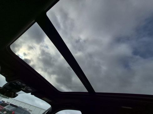 New 2026 GMC Yukon XL Denali w/ Denali Reserve Package image 19