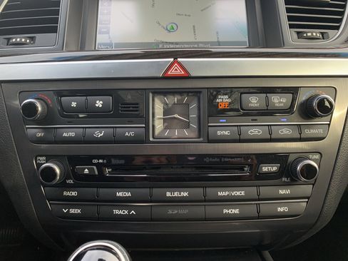 Used 2016 Hyundai Genesis 3.8 w/ Option Group 02 image 29