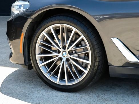 Used 2018 BMW 530i RWD image 67