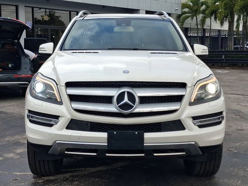 Used 2016 Mercedes-Benz GL 450 4MATIC image 4