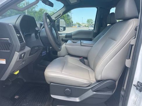 Used 2022 Ford F550 4x4 SuperCab Super Duty image 20