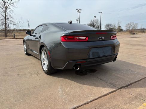 Used 2016 Chevrolet Camaro LT image 7