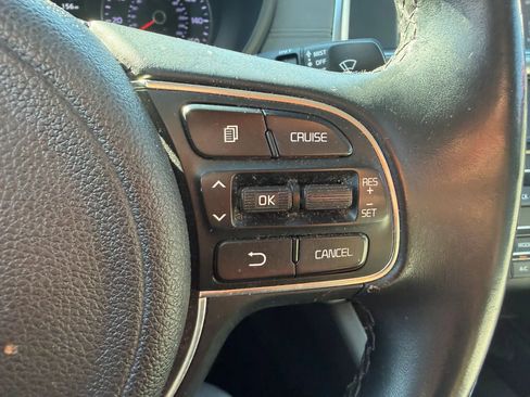 Used 2017 Kia Optima EX FWD image 14