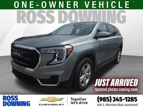 Used 2024 GMC Terrain SLE FWD image 1
