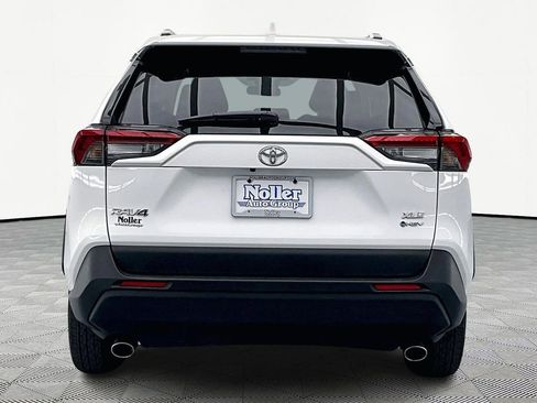 Used 2025 Toyota RAV4 XLE image 4