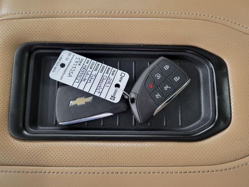 Used 2021 Chevrolet Tahoe Premier AWD/4WD image 27