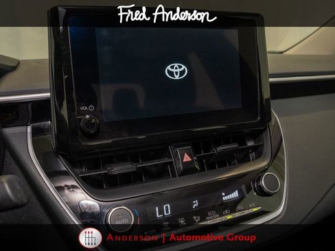 Used 2024 Toyota Corolla LE FWD image 12
