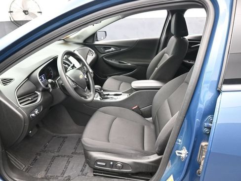 Used 2025 Chevrolet Malibu LT FWD image 10